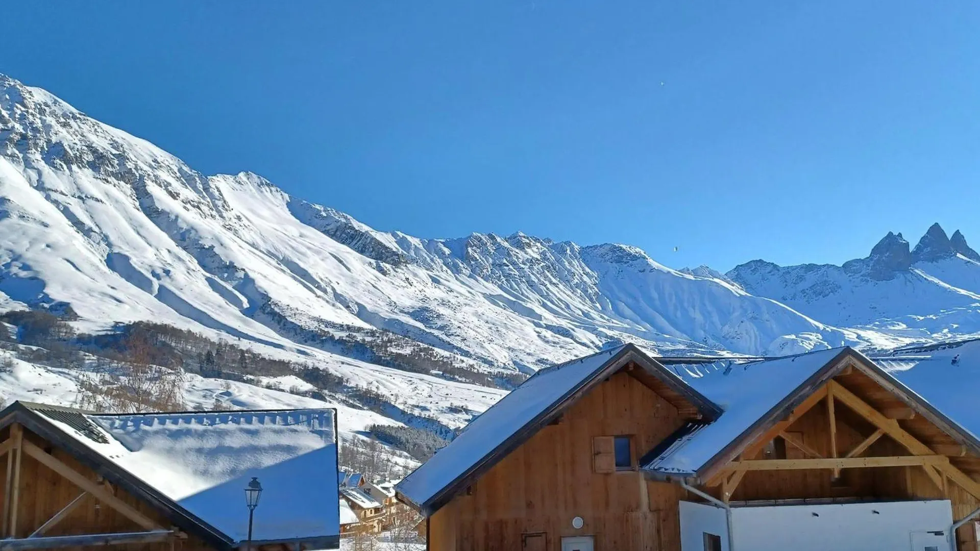 شقة Appartement Confortable, 300M Des Pistes Et Commerces, Balcon Sud, Parking, Animaux Acceptes - Fr-1-618-14 ألبيز-مونتروند
