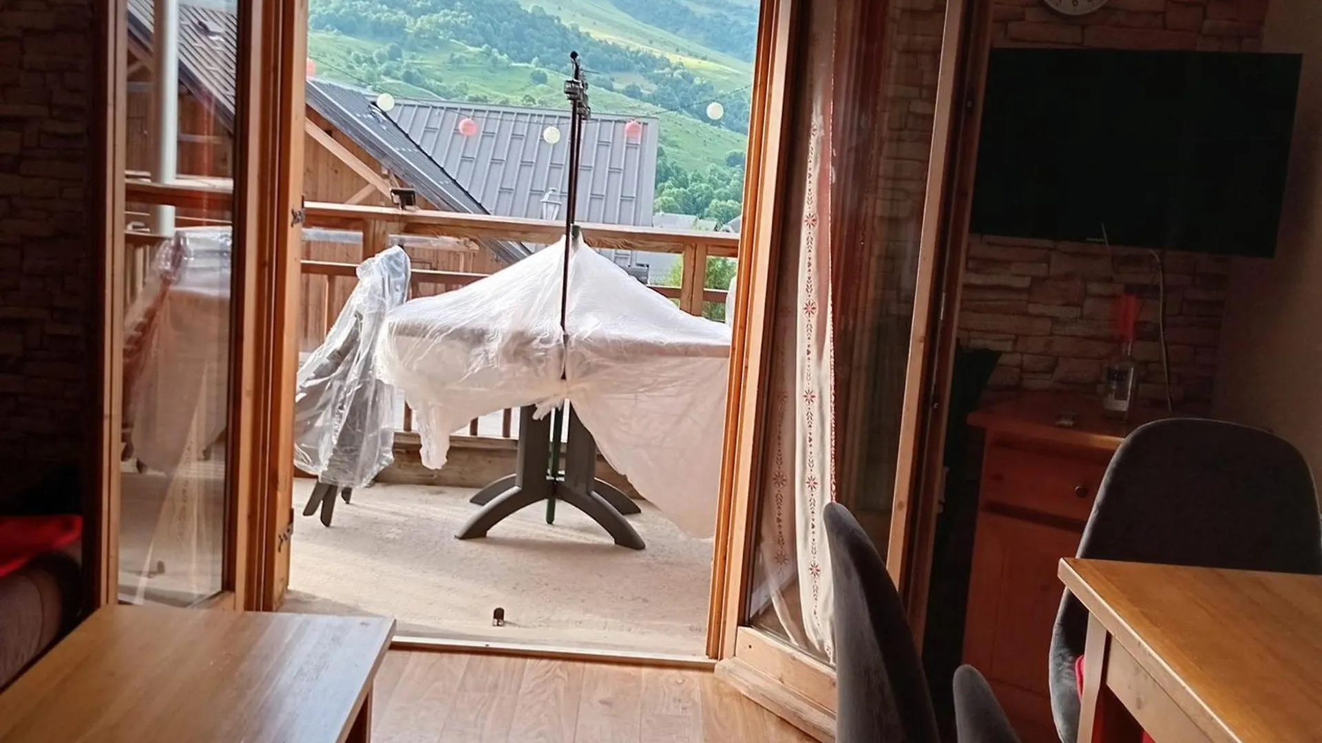 Appartement Confortable, 300M Des Pistes Et Commerces, Balcon Sud, Parking, Animaux Acceptes - Fr-1-618-14 ألبيز-مونتروند 0*,  فرنسا
